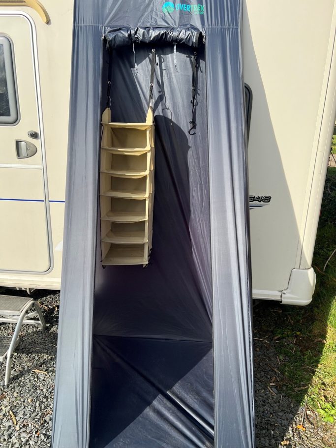 Can use for hanging storage